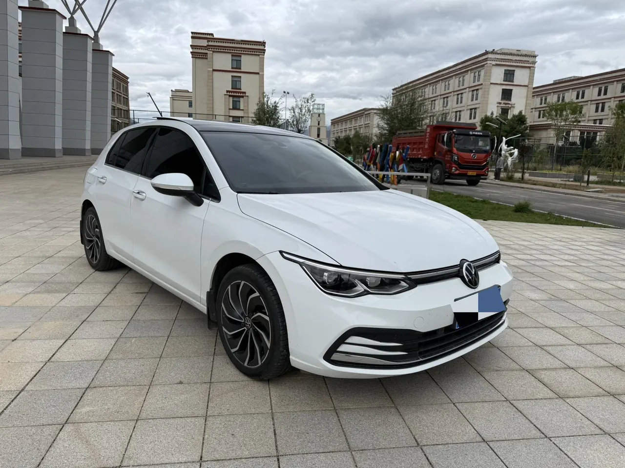 Volkswagen 2021 Golf 8 PRO 1.4TSI 280TSI Automatic 3