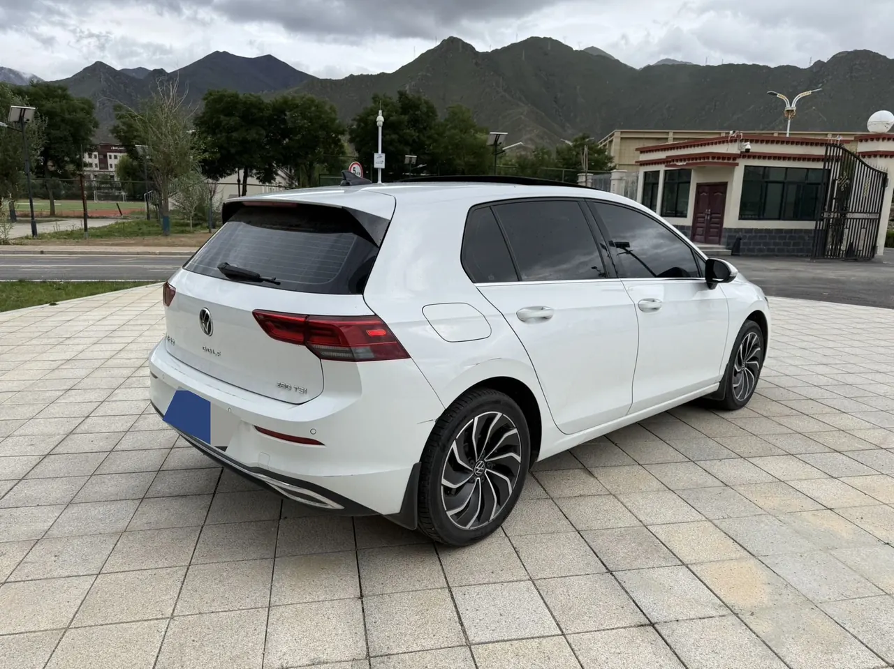 Volkswagen 2021 Golf 8 PRO 1.4TSI 280TSI Automatic 9