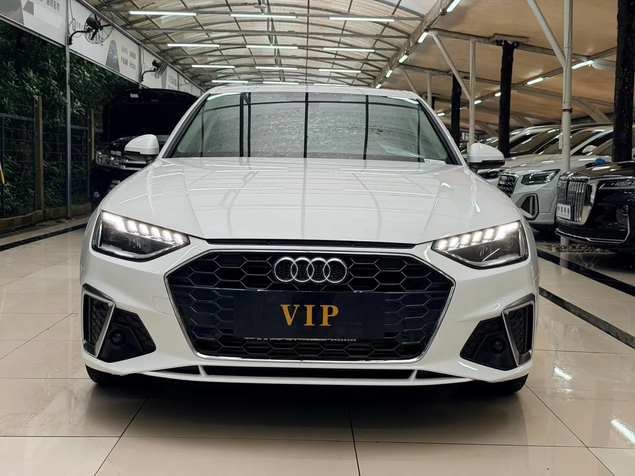 Audi 2020 A4L 2.0TFSI 40TFSI Fashion Dynamic Automatic 2