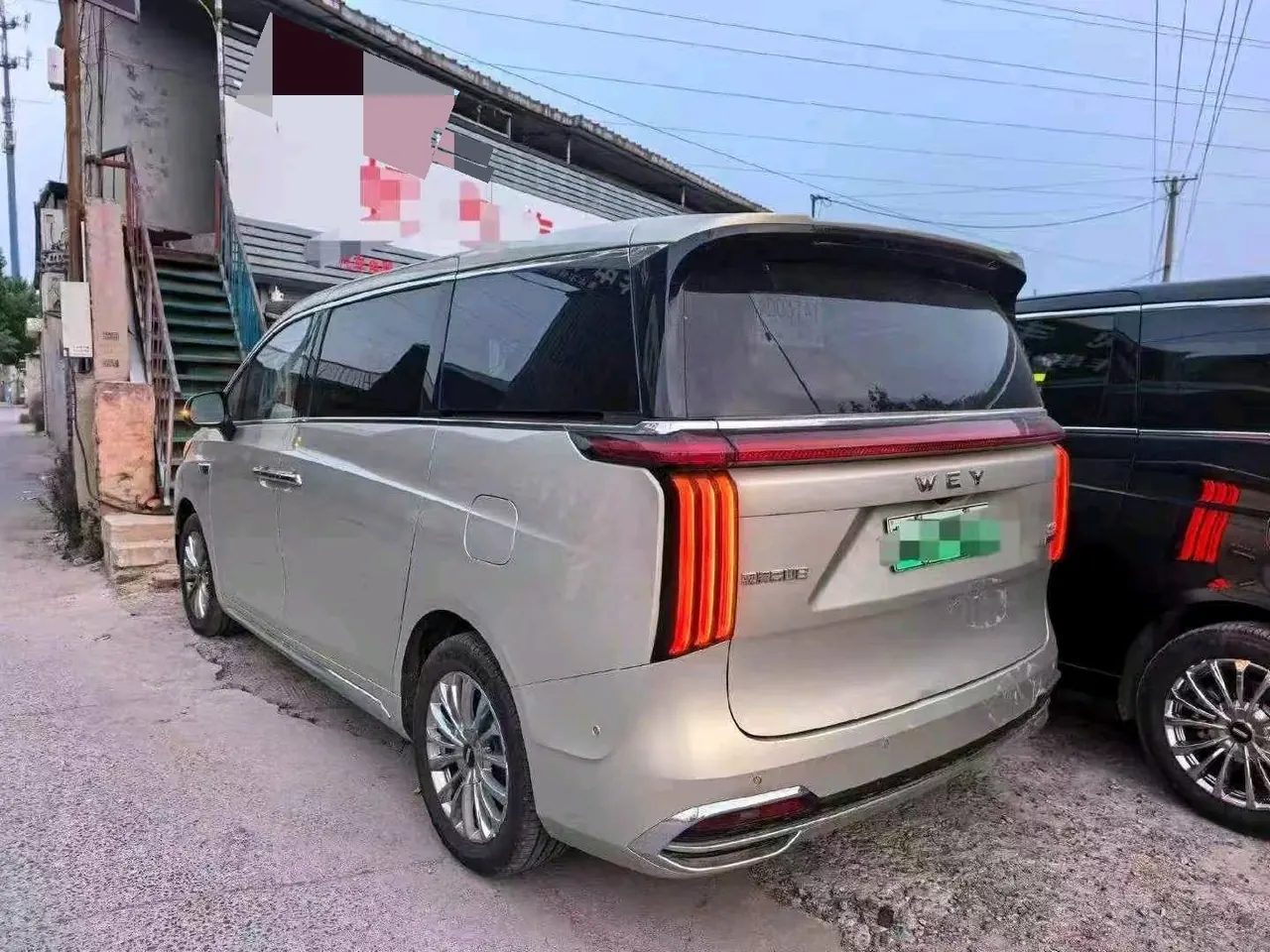 WEY 2025 VV7 Hi4 1.5T Four-Wheel-Drive Automatic Model 4