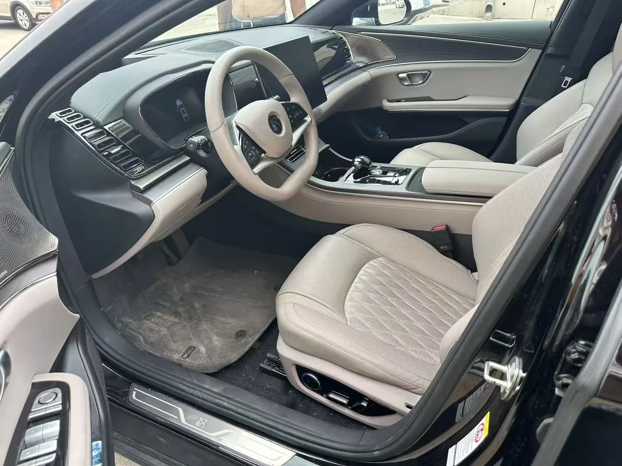 BYD 2025 Han DM-i 1.5T stepless smart driving version 125KM laser Radar flagship automatic gear 9