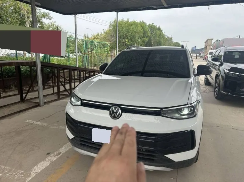 Volkswagen 2025 Tuyue New 1.5 Sharp Edition Automatic Gear 4