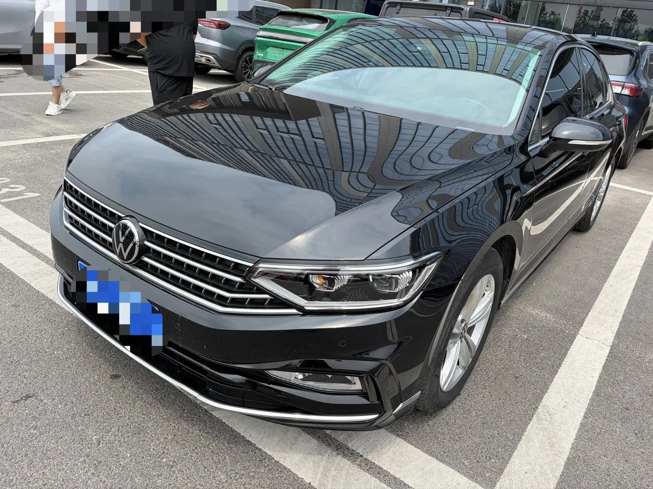Open image lightbox: Volkswagen 2023 Magotan 1.4TSI 280TSI 2 million Commemorative Comfortable Automatic Gear