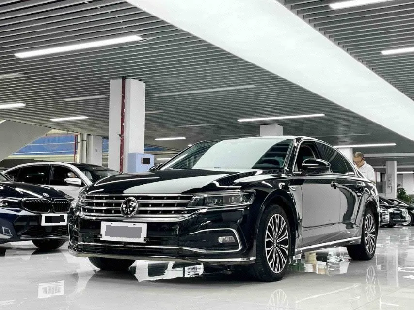 Volkswagen 2021 Huiang 2.0TSI 380TSI Deluxe Edition Automatic Gear - View 1
