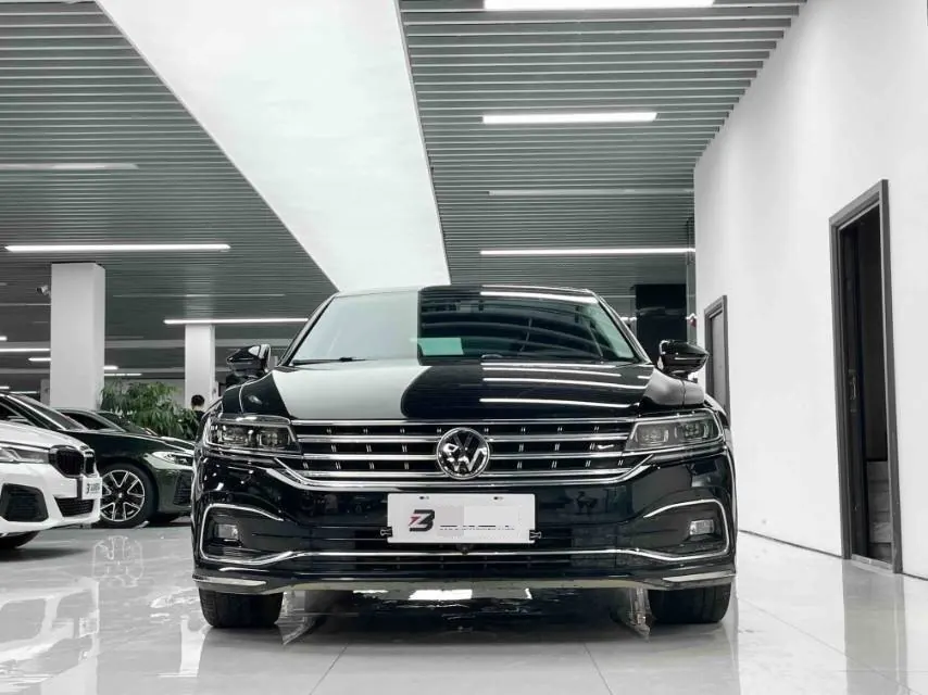 Volkswagen 2021 Huiang 2.0TSI 380TSI Deluxe Edition Automatic Gear 2