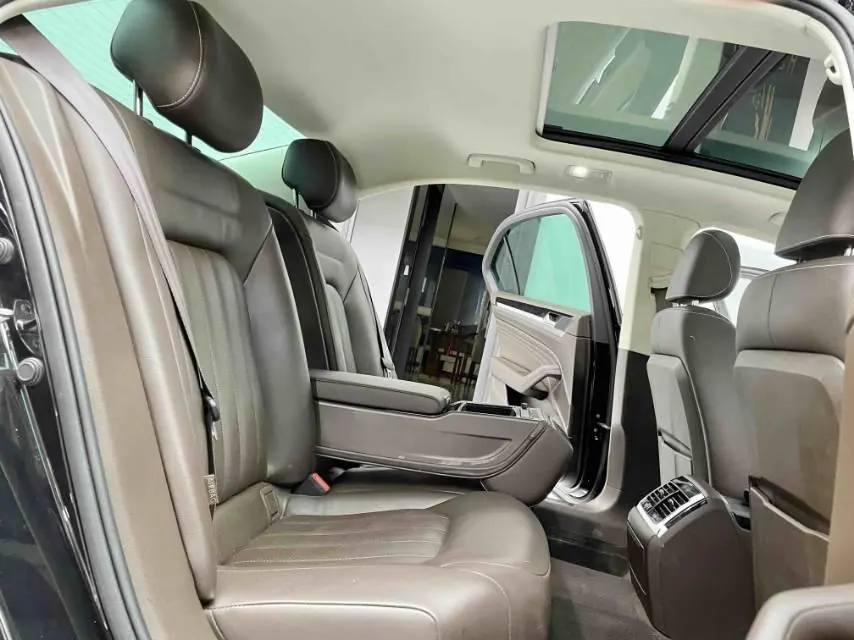 Volkswagen 2021 Huiang 2.0TSI 380TSI Deluxe Edition Automatic Gear 9
