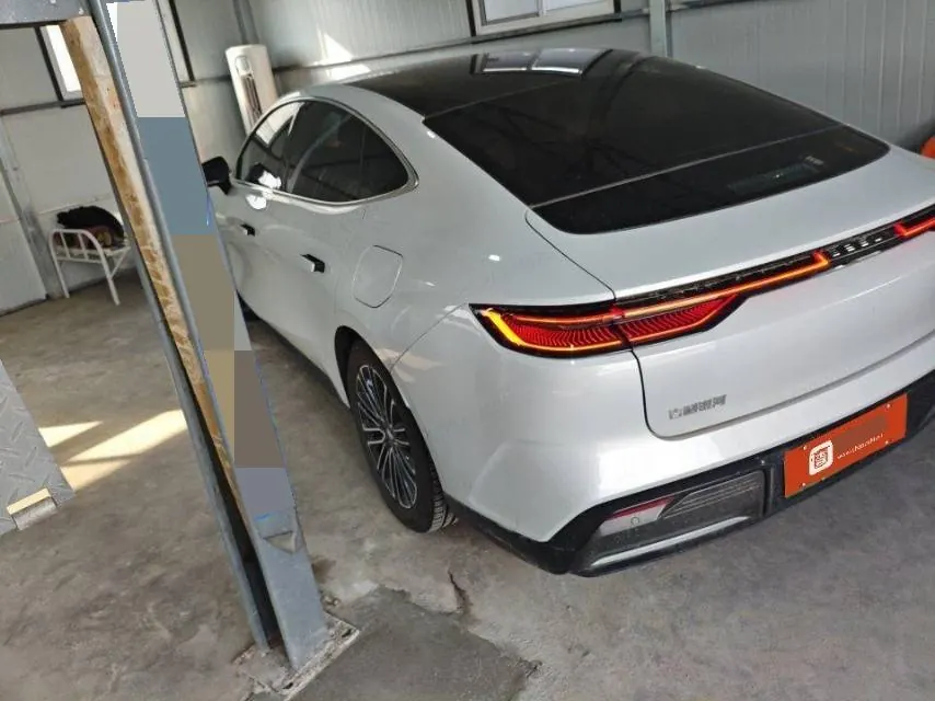 Geely Galaxy 2025 E 8 575km set sail smart driving version of automatic gear 7