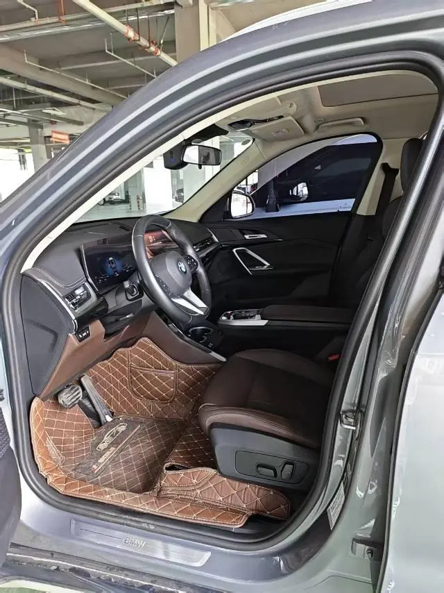 BMW 2024 X1 sDrive20Li 1.5T X design set automatic gear 3