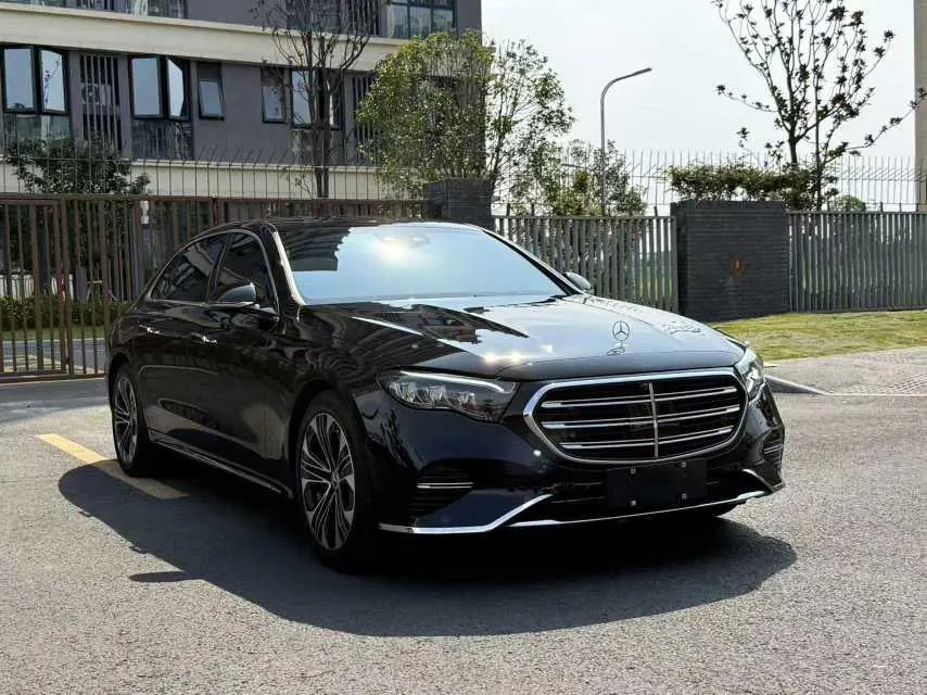 Mercedes Benz E Class 2025 E 300 L 48V 2.0T Luxury (Modified) Automatic Gear 3