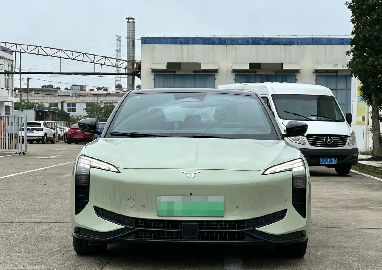 HongQi 2024 EH 7 690 Pro Automatic 2