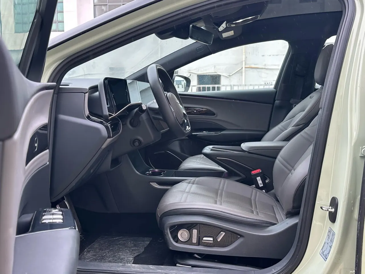 HongQi 2024 EH 7 690 Pro Automatic 4