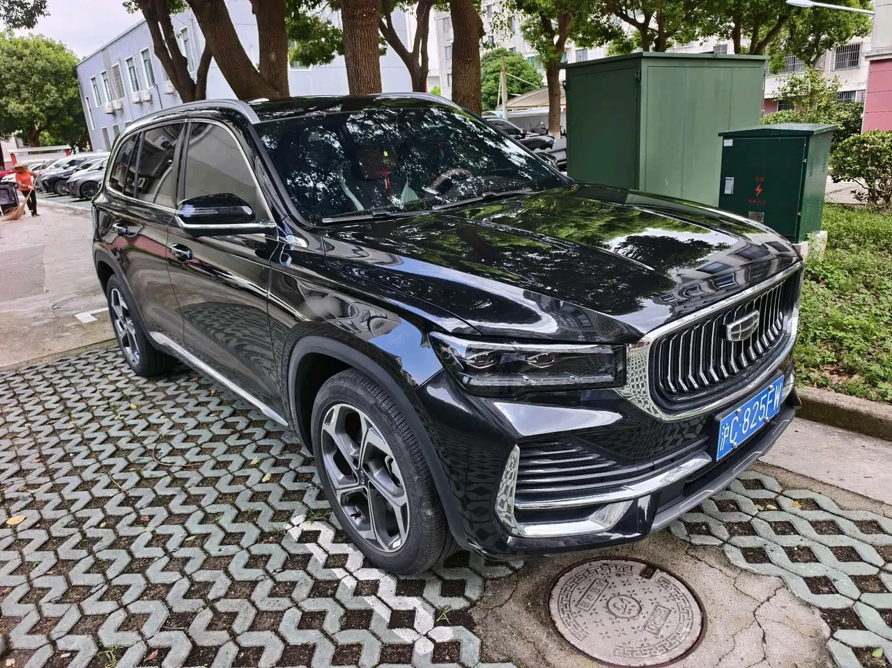 Geely 2024 XingyueL (Monjaro) 2.0TD high-power two-wheel drive cloud version automatic gear 3