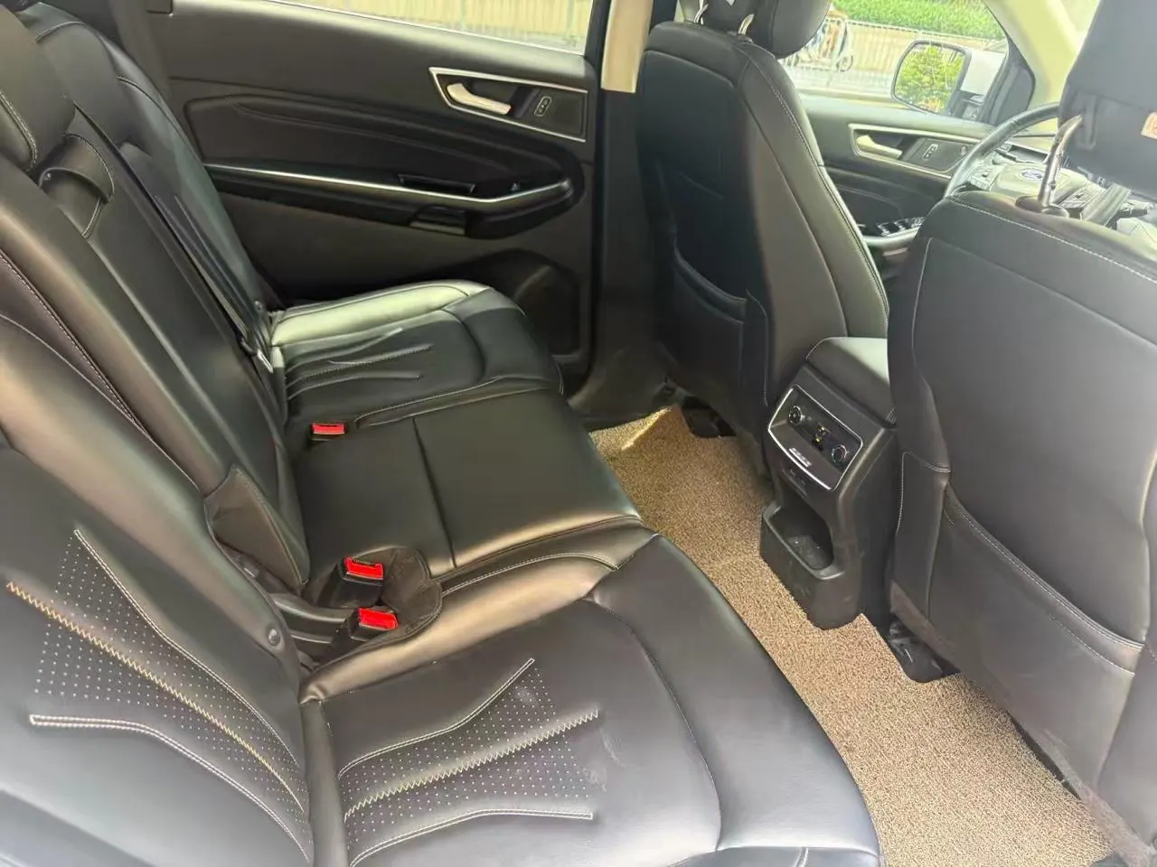 Ford 2021 Ruijie PLUS 2.0T EcoBoost 12250.00g Drive Hao Rui 7-seat Automatic Gear 3