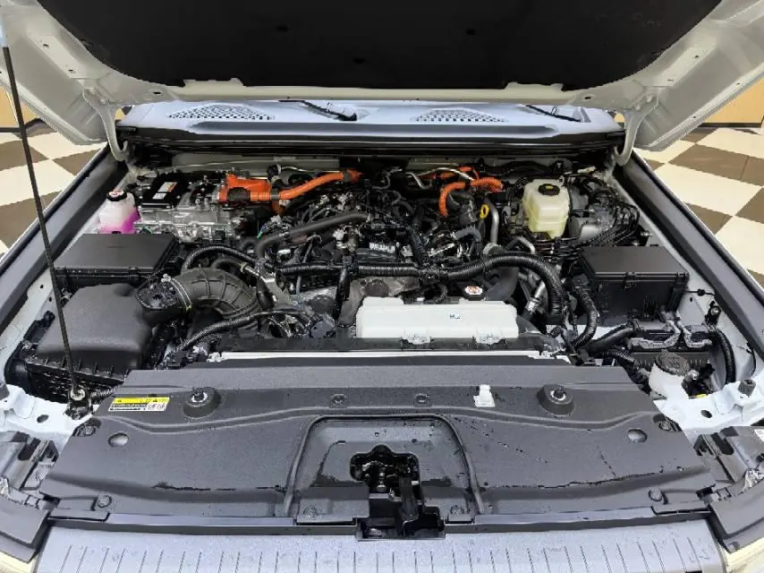 Toyota 2025 Prado HEV 2.4T Wild WX Edition 5-seat Automatic Gear 9