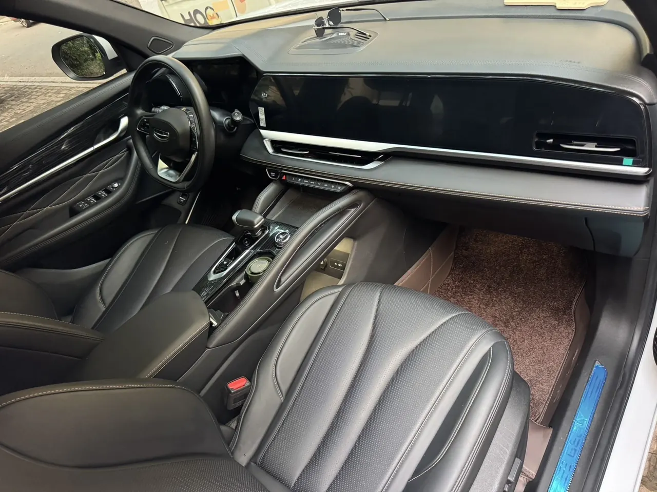 Geely 2024 XingyueL (Monjaro) 2.0TD EVO Two-Drive Long Wind Edition Automatic Gear 2