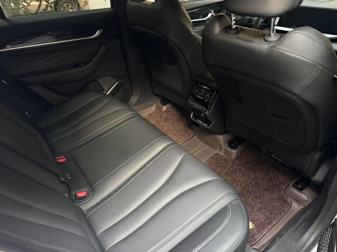 Geely 2024 XingyueL (Monjaro) 2.0TD EVO Two-Drive Long Wind Edition Automatic Gear 3
