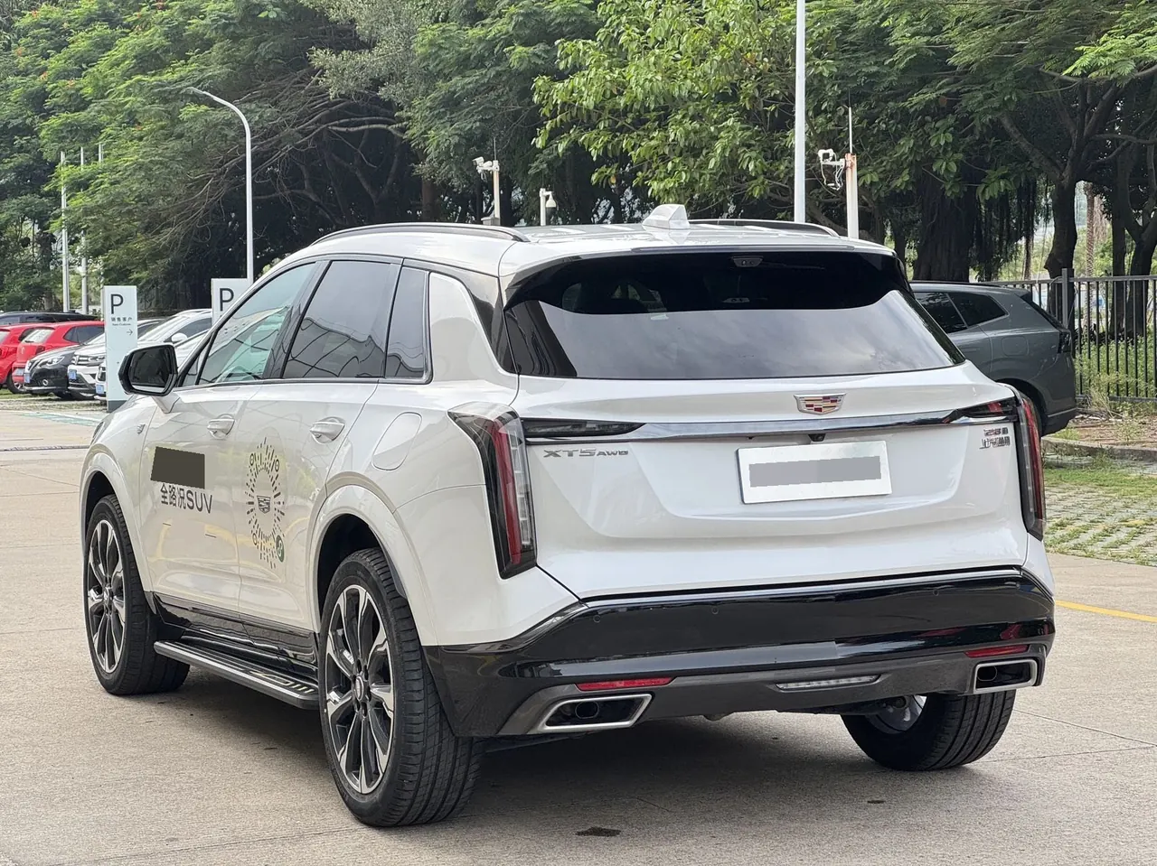 Cadillac 2025 XT5 48V 2.0T Platinum Automatic Gear 6