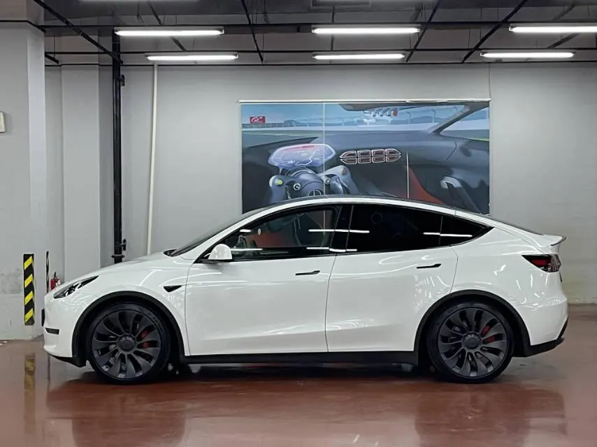 Tesla 2024 Model Y Performance High Performance Edition Automatic Gear 4
