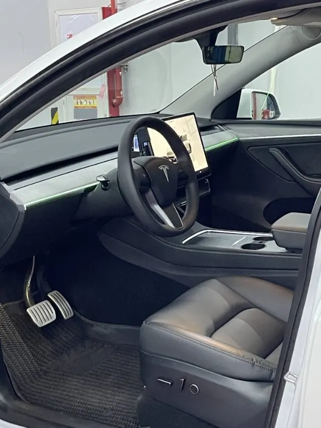 Tesla 2024 Model Y Performance High Performance Edition Automatic Gear 5