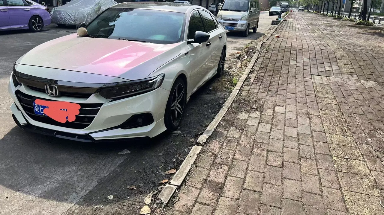 打开图片灯箱:Honda 2022 10th Generation Accord Hybrid 2.0 Stepless Magic Night Sharp Edition Automatic Gear