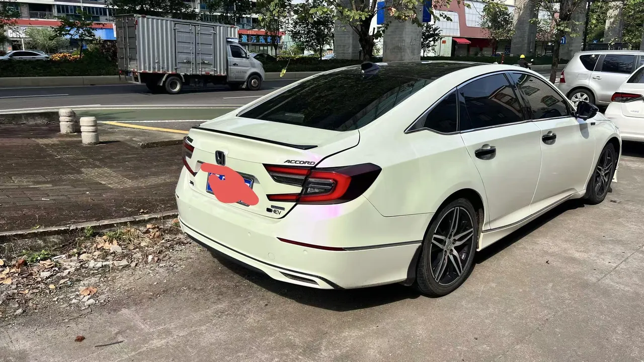 Honda 2022 10th Generation Accord Hybrid 2.0 Stepless Magic Night Sharp Edition Automatic Gear 5