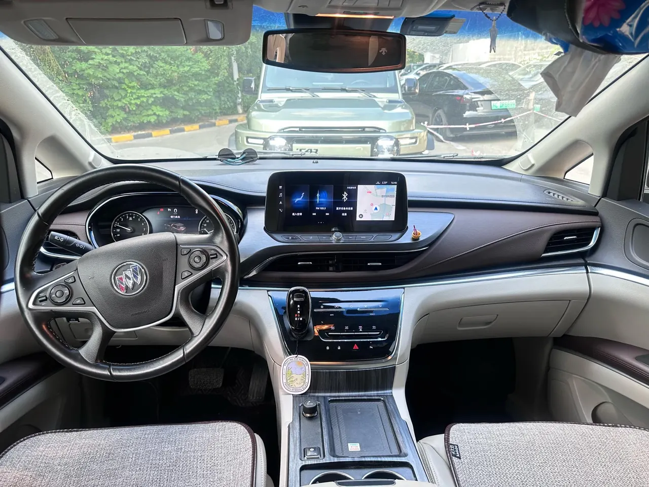 Buick 2021 GL8 Land Business Class 2.0T 652T Luxury Automatic Gear 7