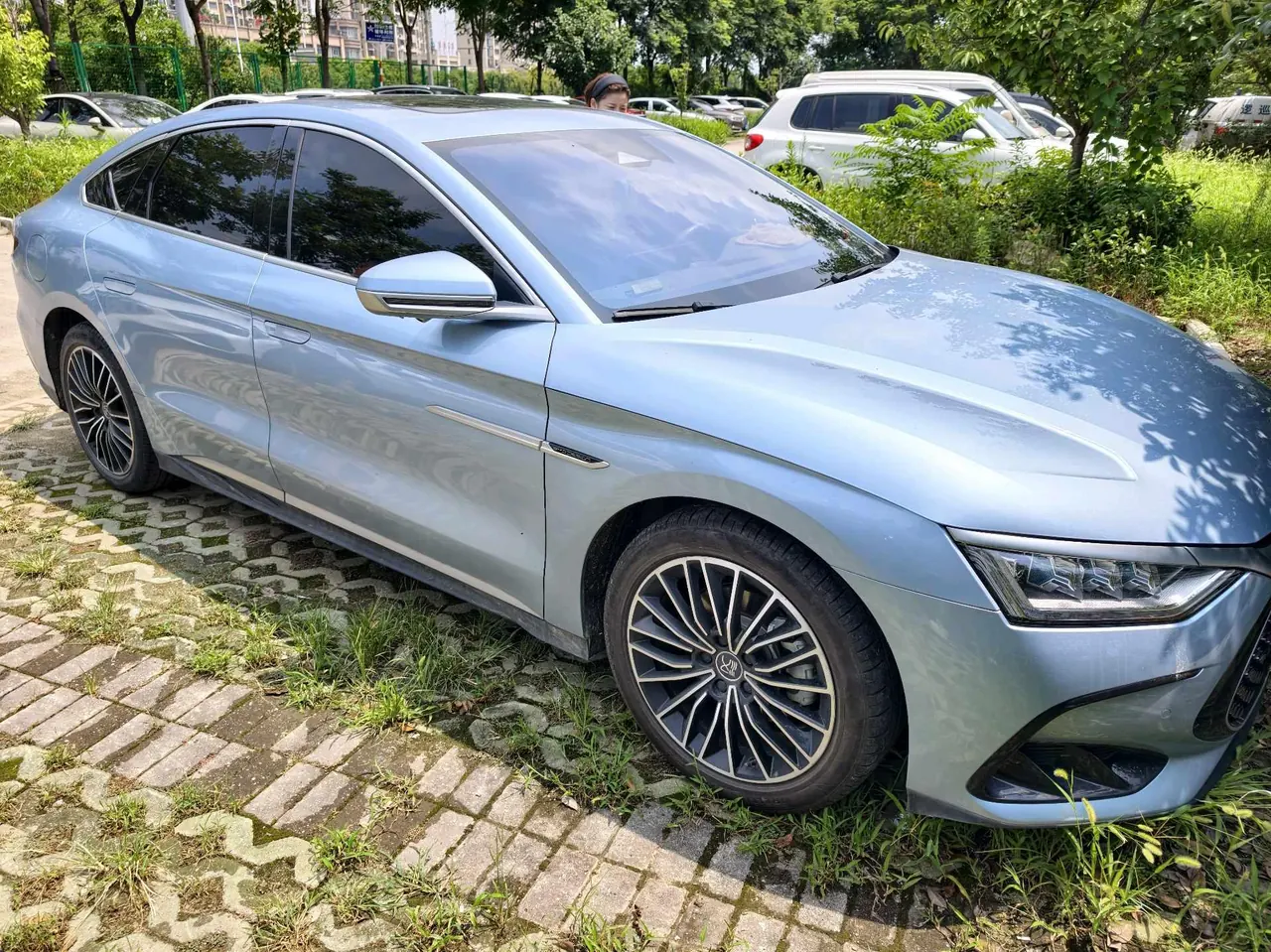 BYD 2022 Han DM-i 1.5T stepless 121KM noble automatic gear 2