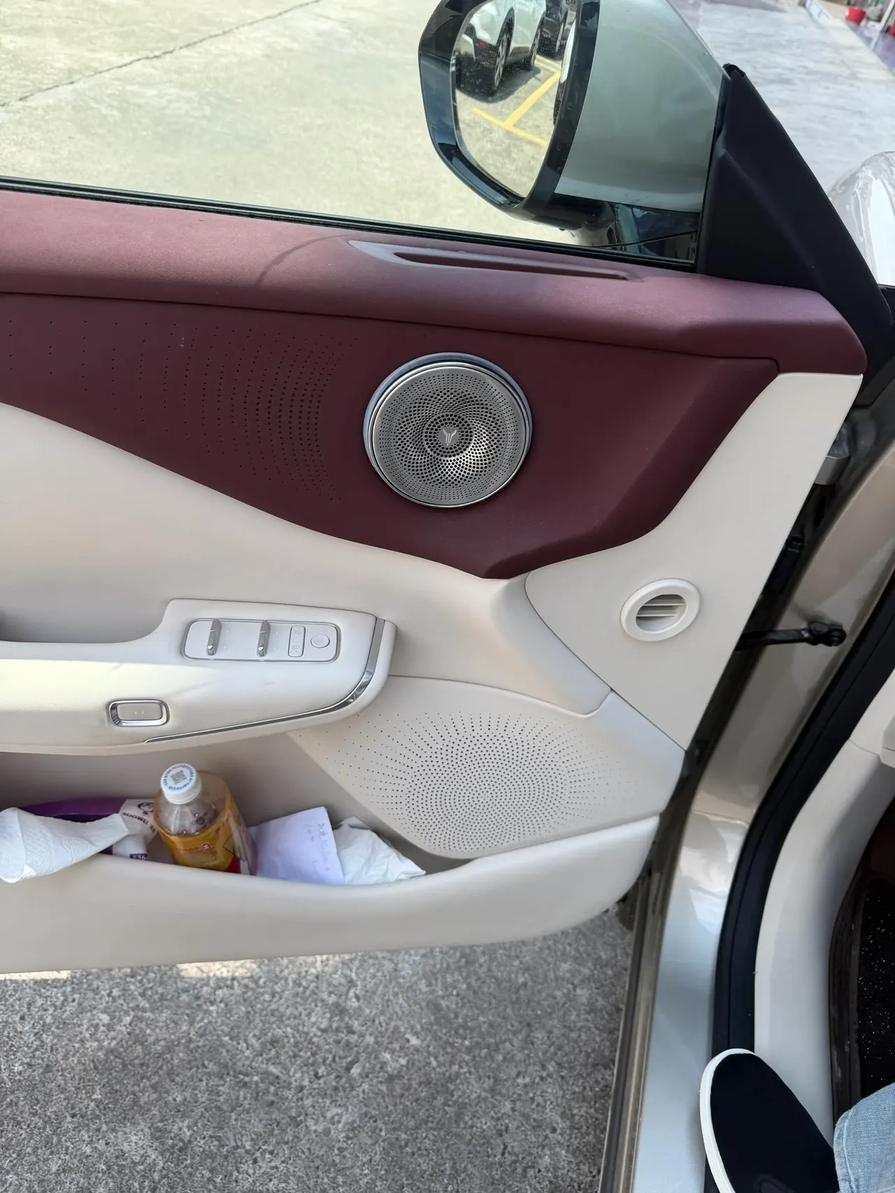 Voyah 2025 bosom friends rear drive dry Kun version of automatic gear 8