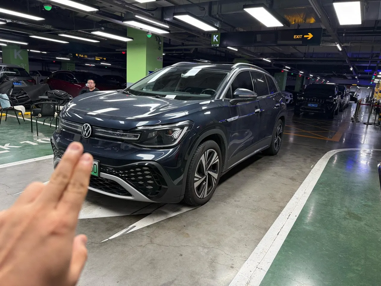 Open image lightbox: Volkswagen 2022 ID. 6 CROZZ Long Endurance PRO Edition Automatic Transmission