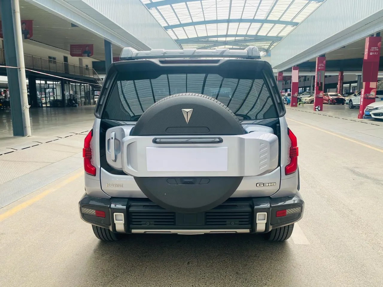 ChangAn Deepal 2025 G318 Worry-free Crossing Edition Four-wheel Drive Far Mountain Edition Automatic Gear 8
