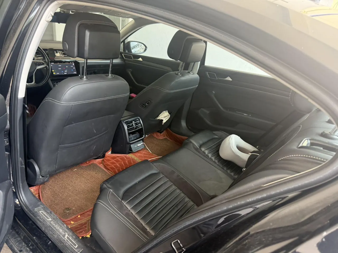 Volkswagen 2020 Magotan 2.0TSI 330TSI luxury automatic transmission 4