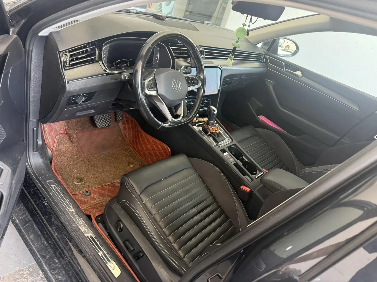 Volkswagen 2020 Magotan 2.0TSI 330TSI luxury automatic transmission 6