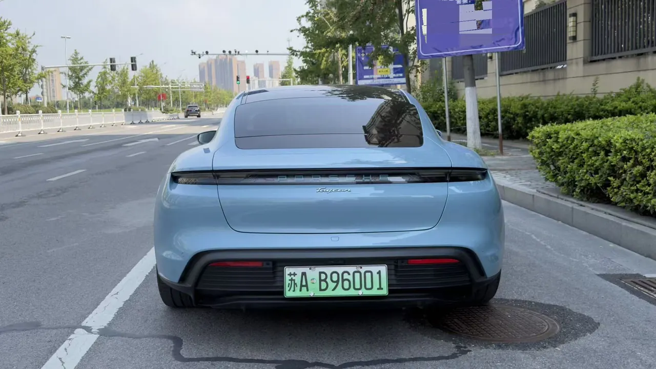 Porsche Taycan (Imported) 2022 Taycan Taycan Automatic 4