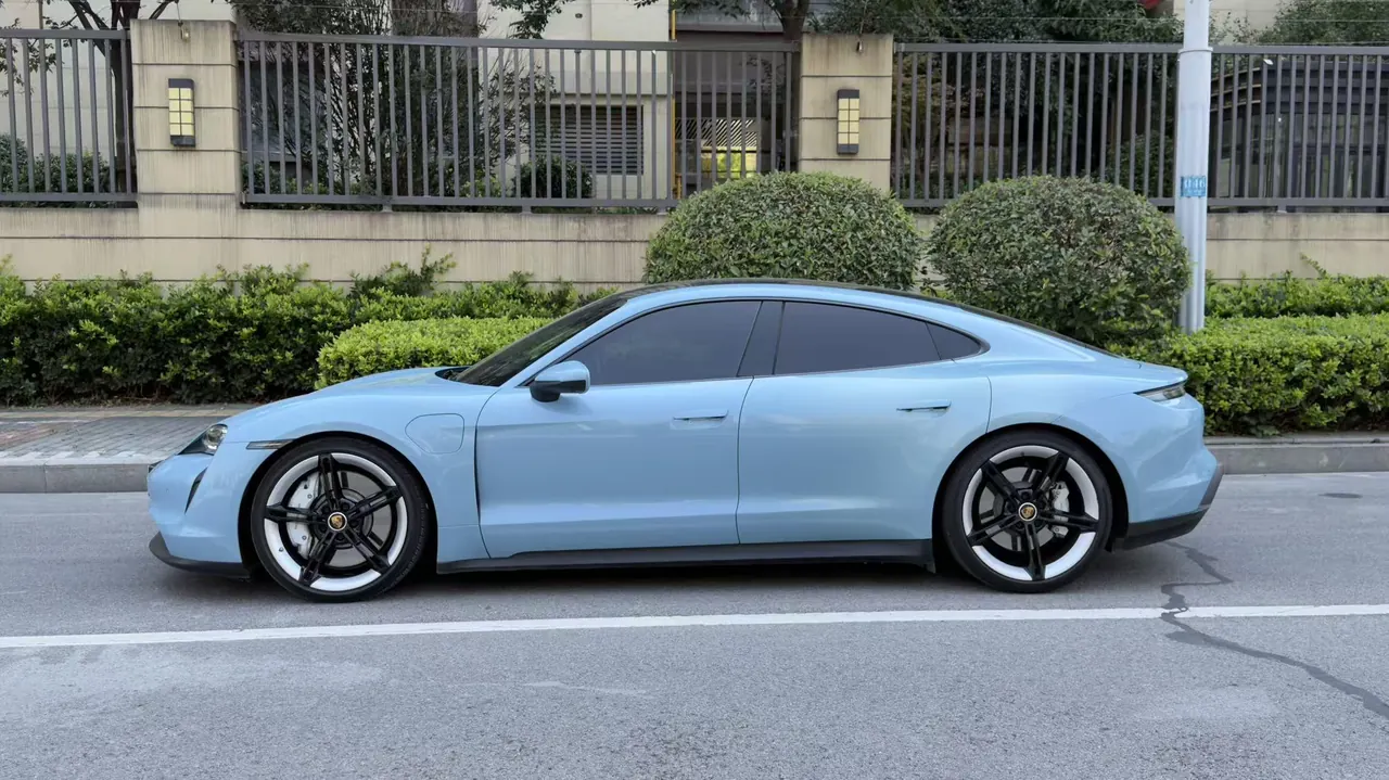 Porsche Taycan (Imported) 2022 Taycan Taycan Automatic 5