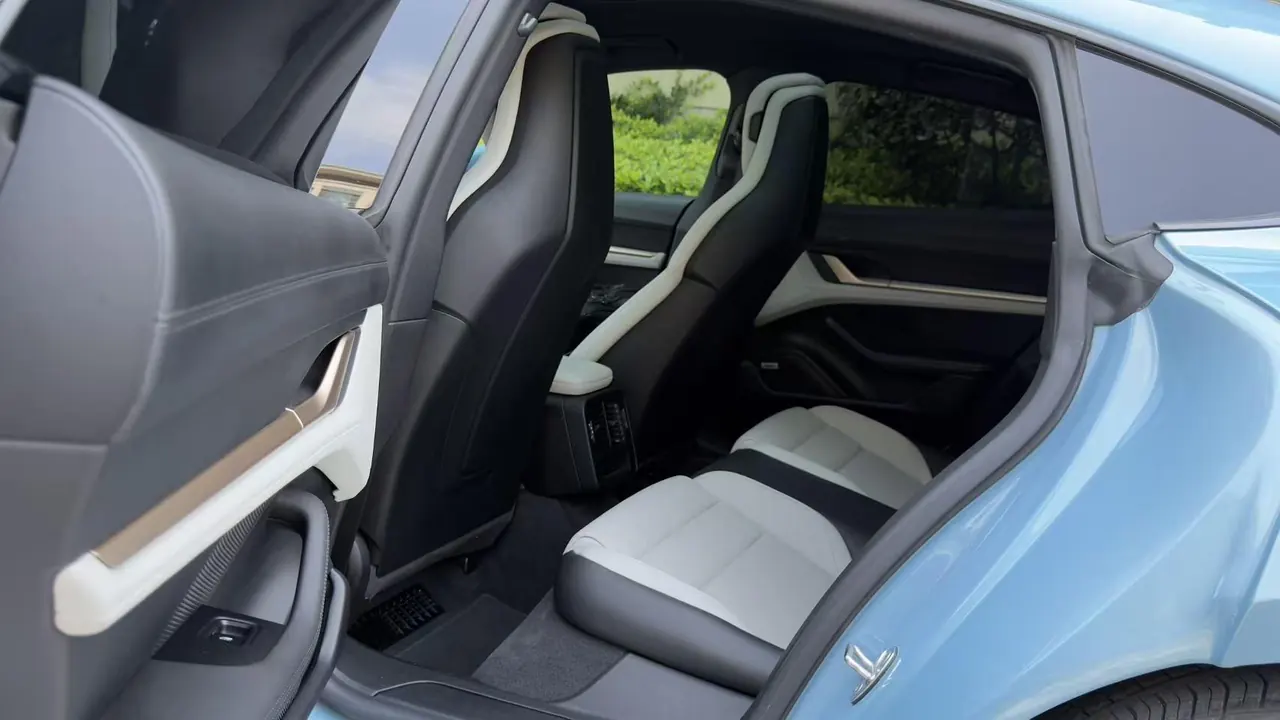 Porsche Taycan (Imported) 2022 Taycan Taycan Automatic 7