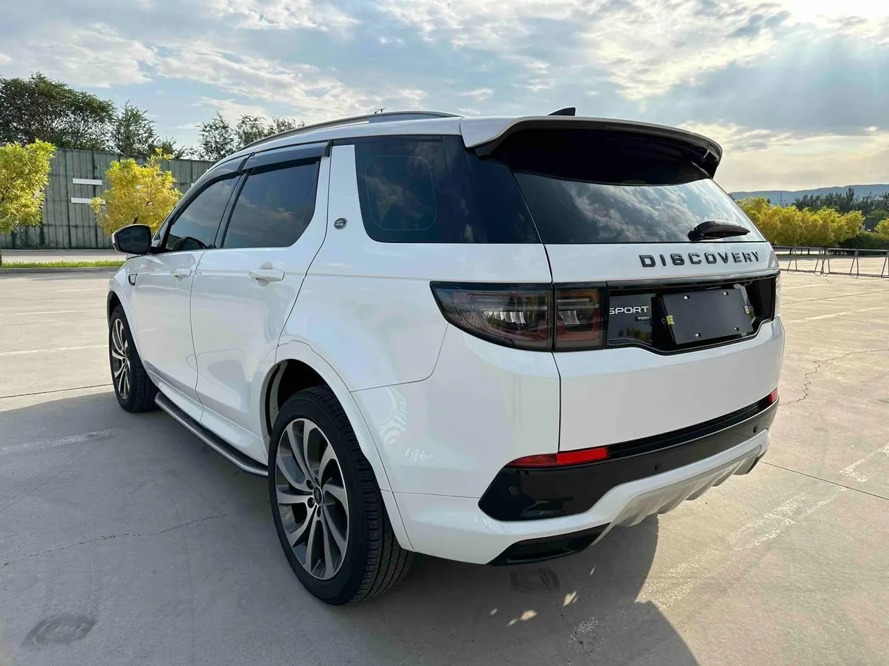 Road Rover 2022 cash discovery sports version 48V 2.0T 249PS metropolitan version 5 automatic gear 6