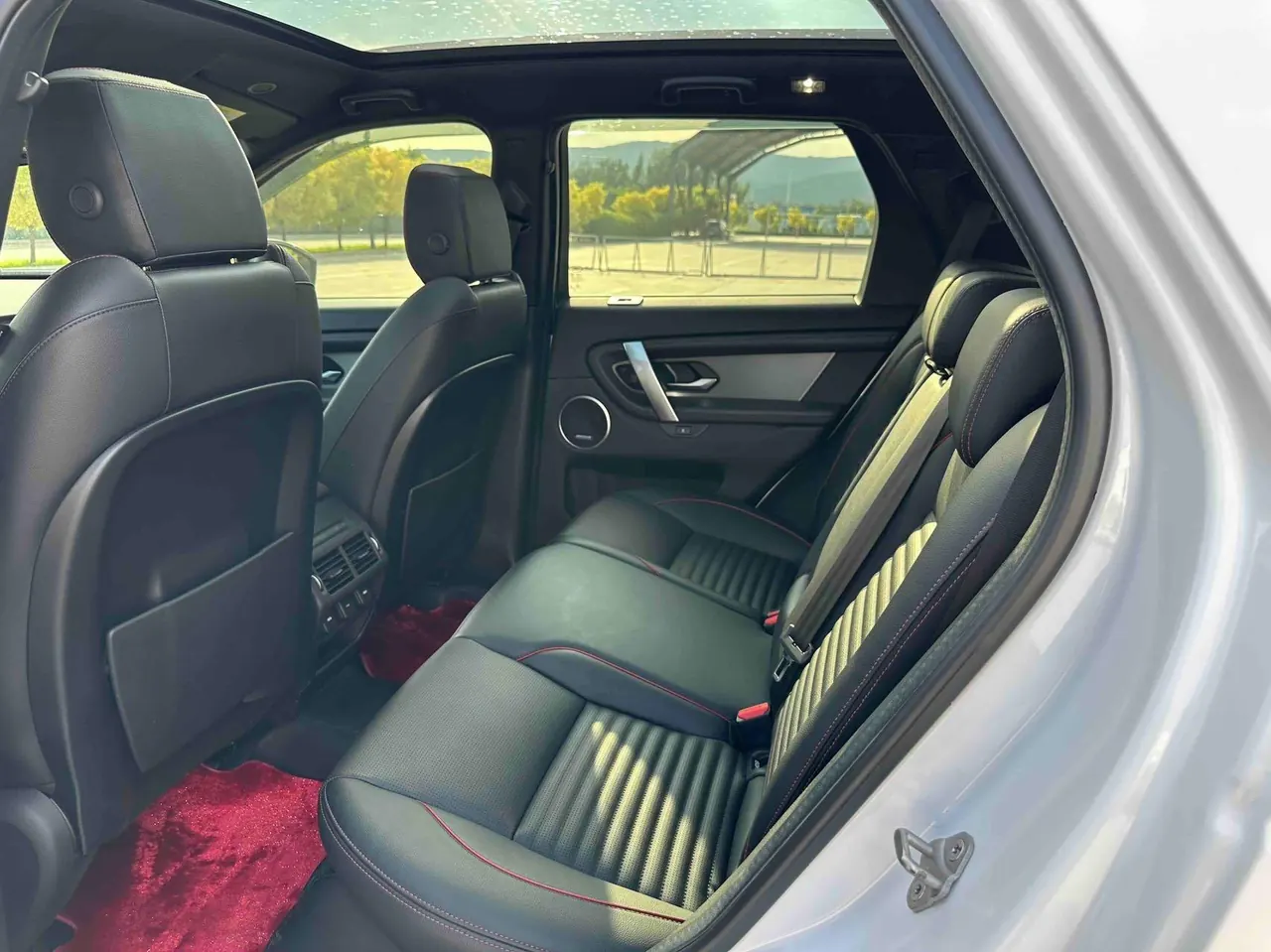 Road Rover 2022 cash discovery sports version 48V 2.0T 249PS metropolitan version 5 automatic gear 8