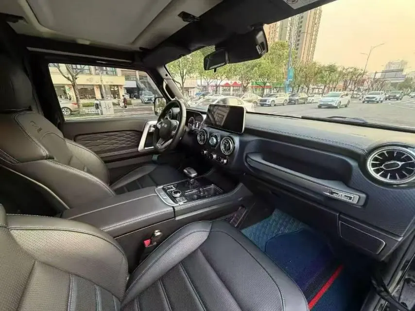 Beijing 2020 BJ40 2.0T 4-wheel drive tribute version extreme automatic gear 4