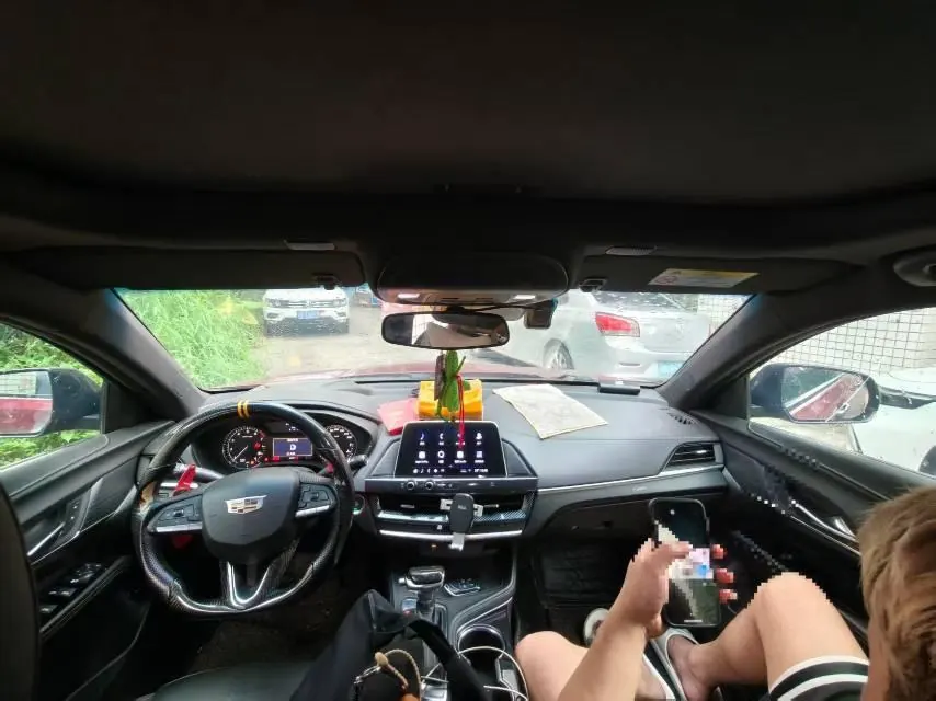 Cadillac 2020 CT4 2.0T 28T fashion automatic gear 5