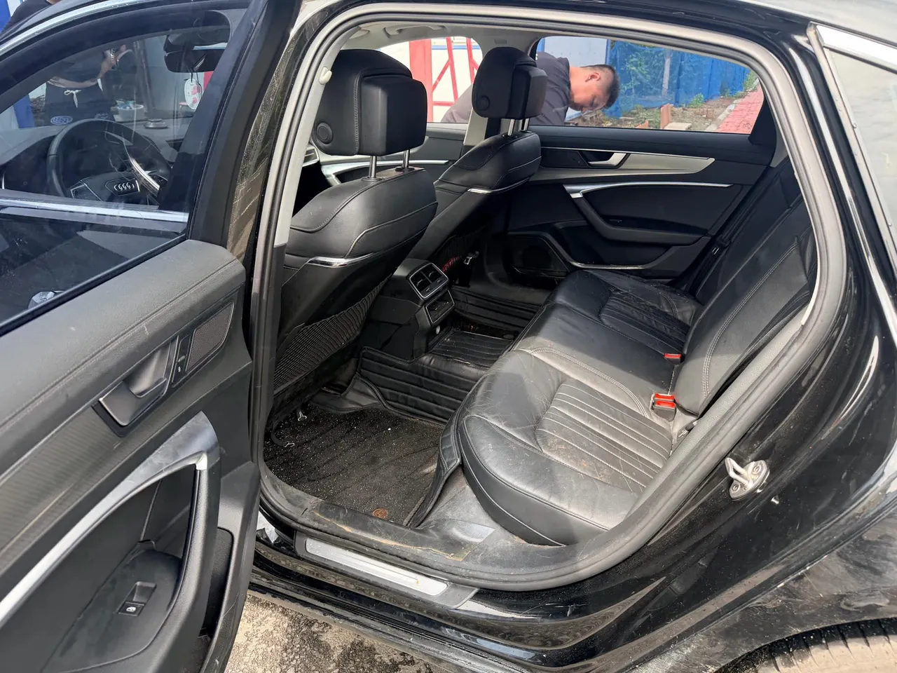 Audi 2021 A6L 2.0TFSI 40TFSI Deluxe Elegant Automatic 5
