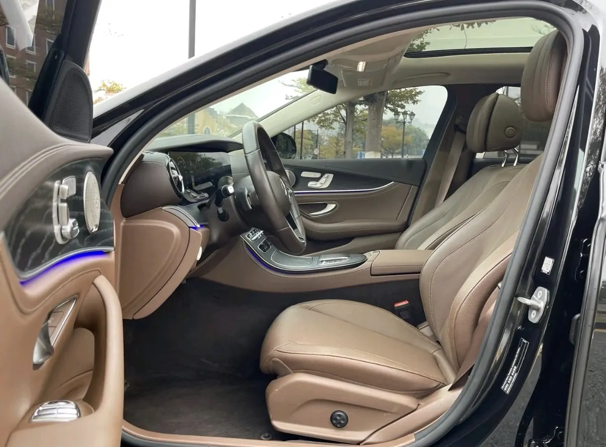 Mercedes Benz E Class 2023 E 300 L 2.0T Luxury Automatic Gear 3