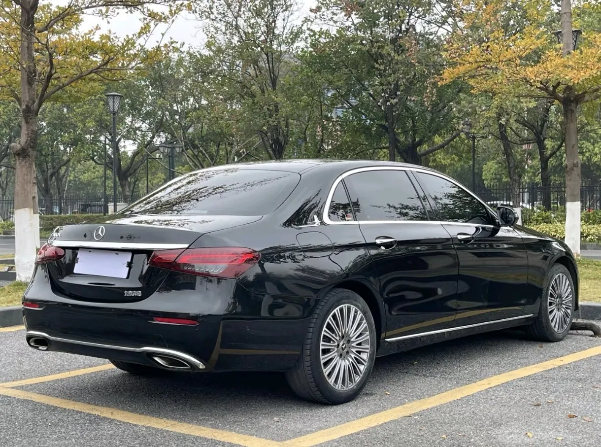 Mercedes Benz E Class 2023 E 300 L 2.0T Luxury Automatic Gear 5