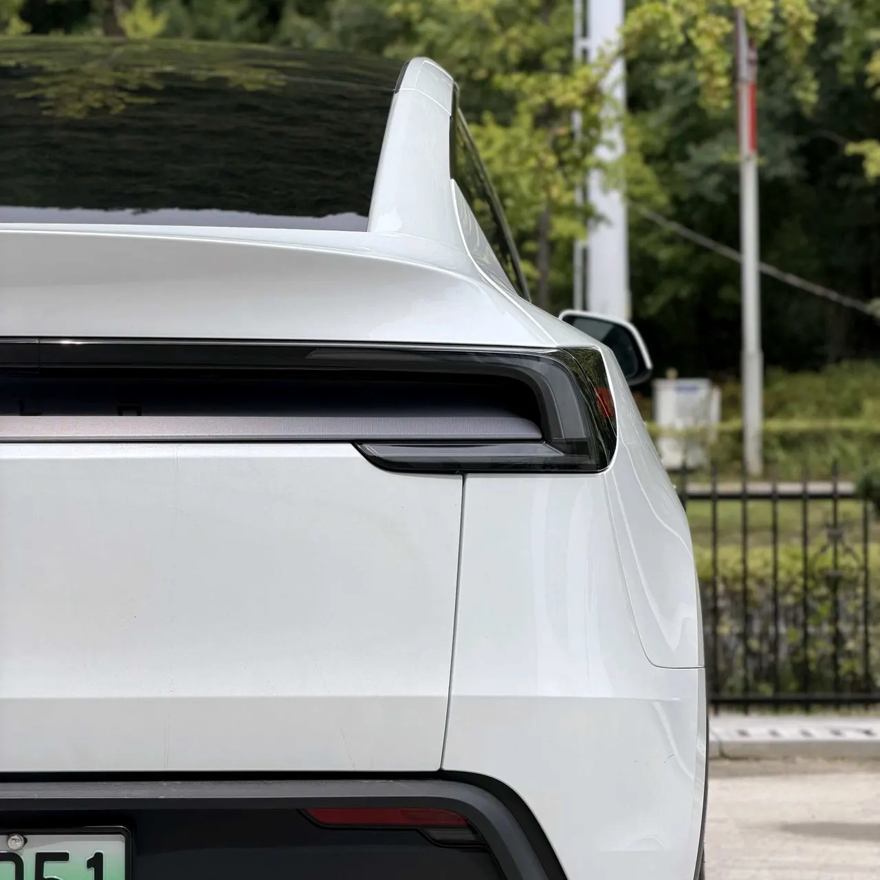 Tesla 2025 Model Y rear-wheel drive version automatic transmission 8