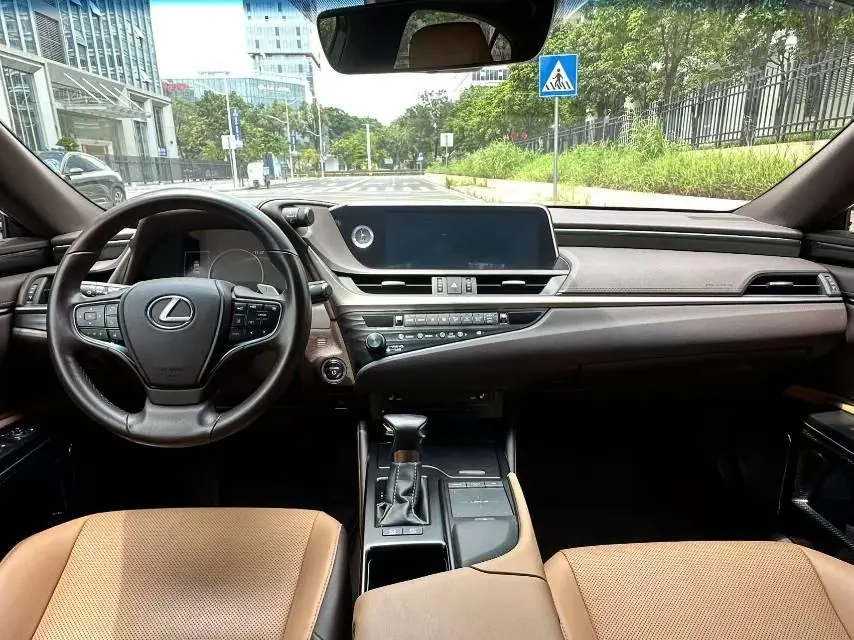 Lexus ES (Imported) 2020 ES300h 2.5 Stepless Excellence Edition Automatic Gear 8