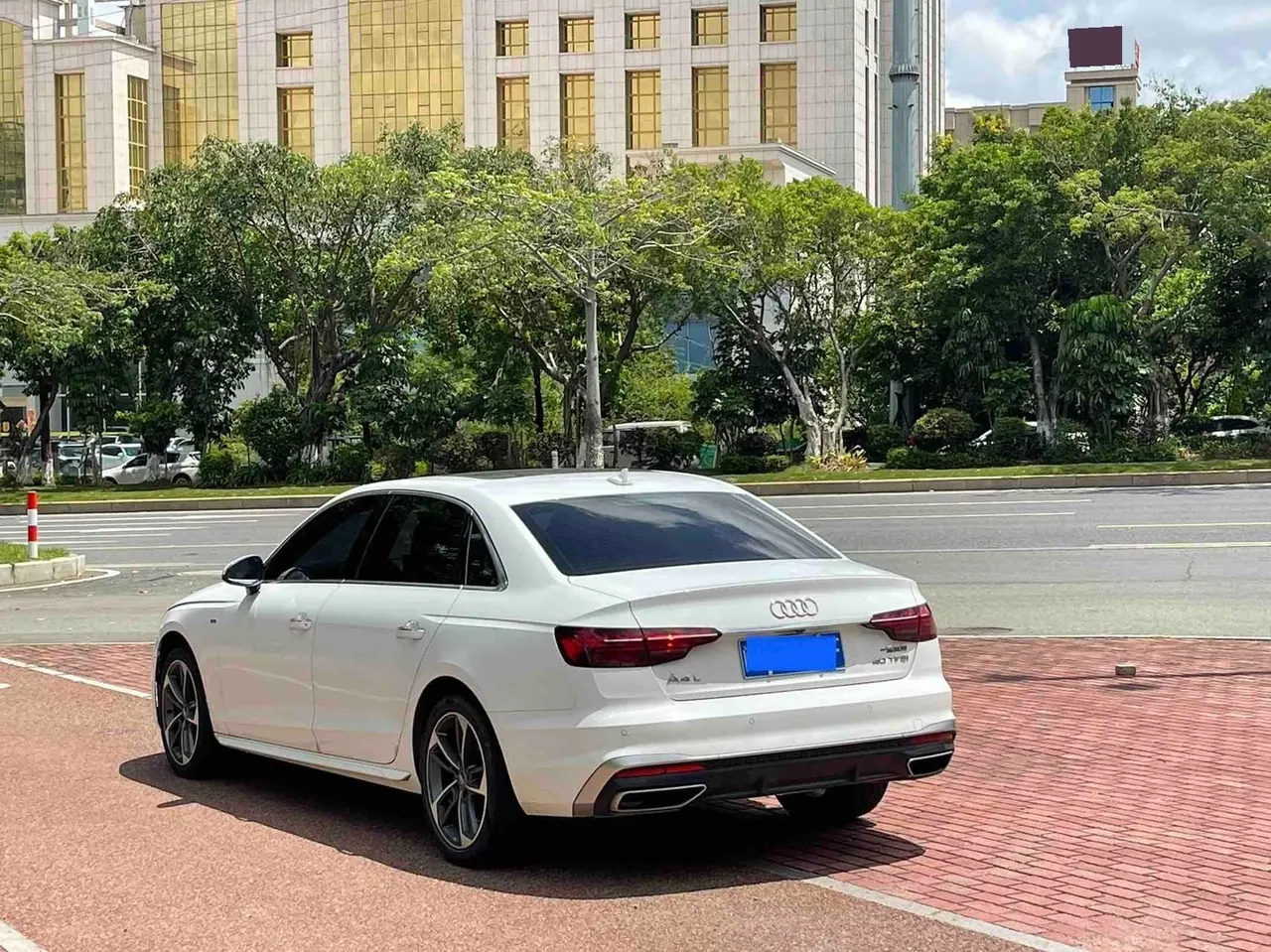 Audi 2020 A4L 2.0TFSI 35TFSI Fashion Dynamic Automatic 9