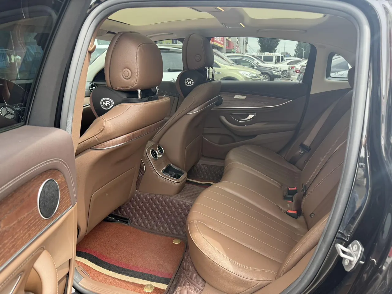 Mercedes Benz E Class 2022 E 300 L 2.0T Fashion (Change 2) Automatic Gear 5