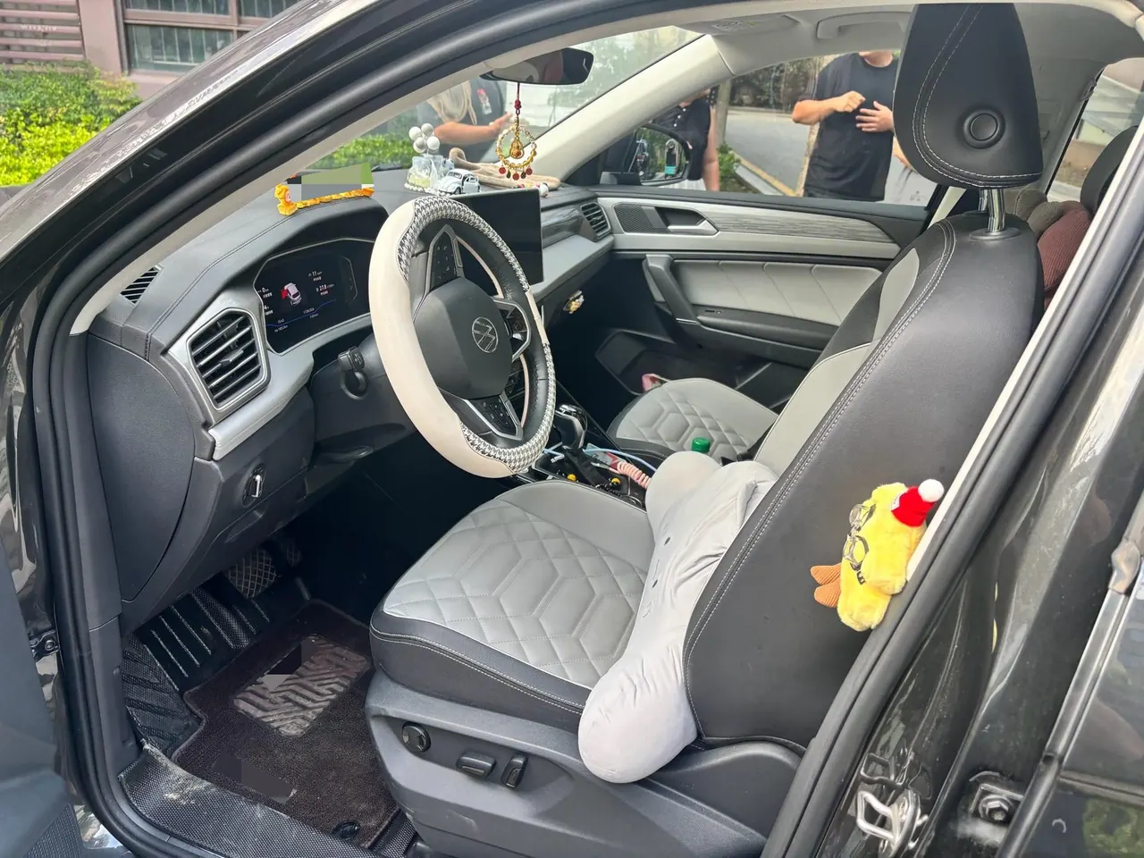 Volkswagen 2023 Tanyue 2.0TSI 380TSI Four-wheel Drive R-Line High Energy Edition (Modified) Automatic Gear 3