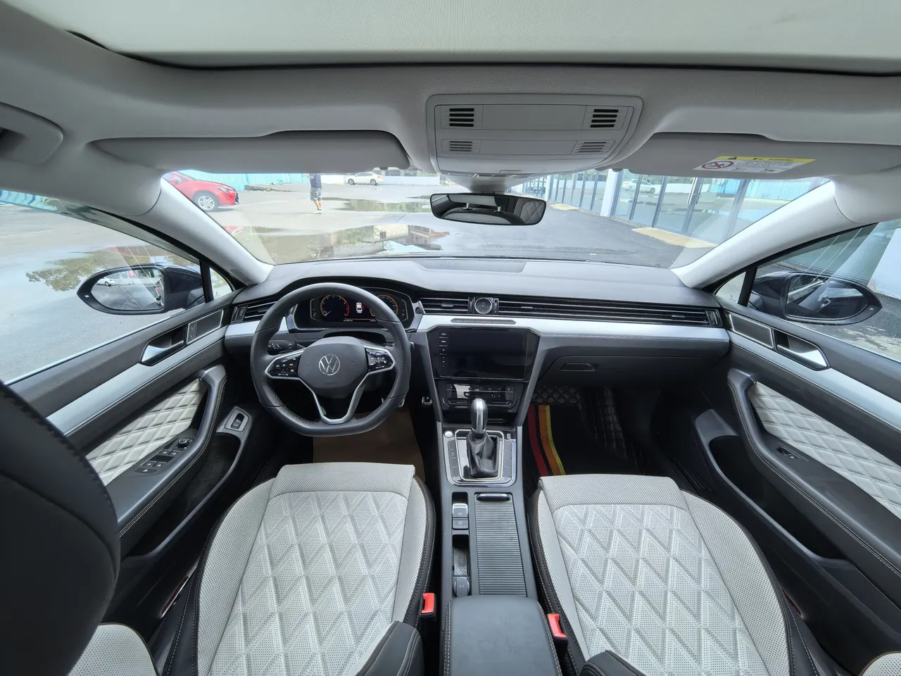 Volkswagen 2025 Magotan 2.0TSI 330TSI 2 million luxury automatic gear 5