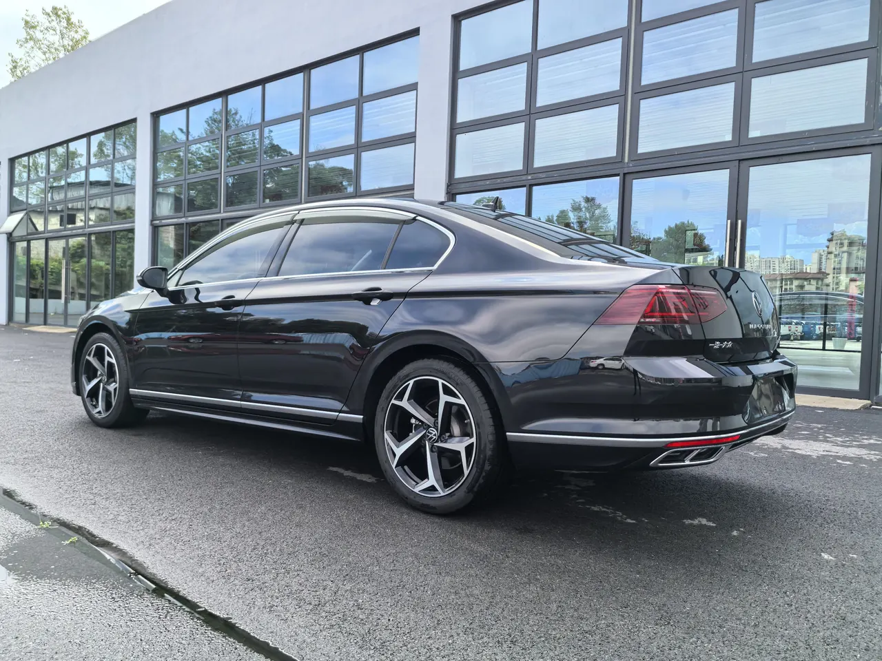 Volkswagen 2025 Magotan 2.0TSI 330TSI 2 million luxury automatic gear 7