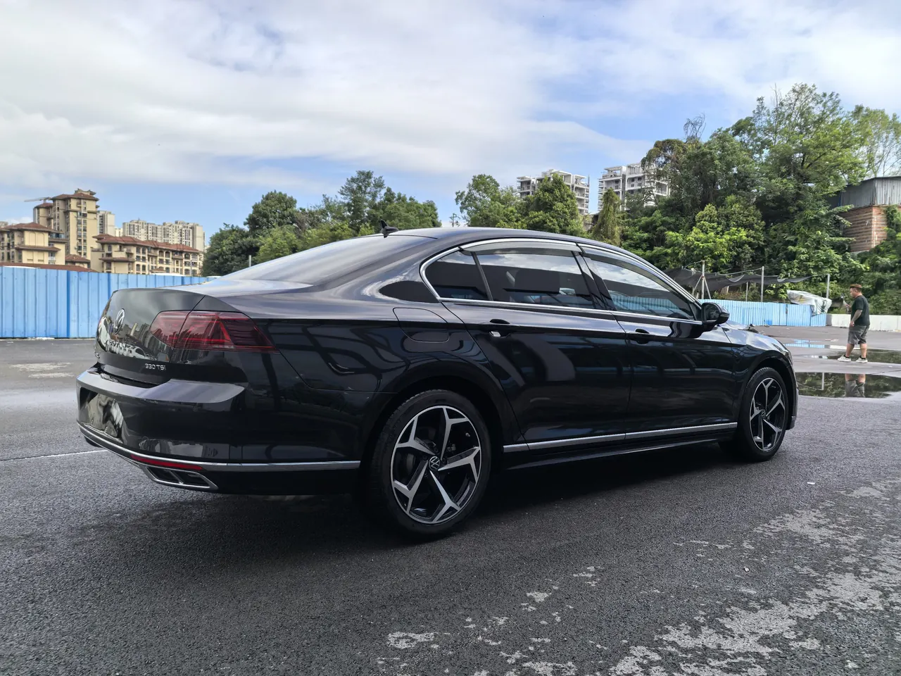 Volkswagen 2025 Magotan 2.0TSI 330TSI 2 million luxury automatic gear 9